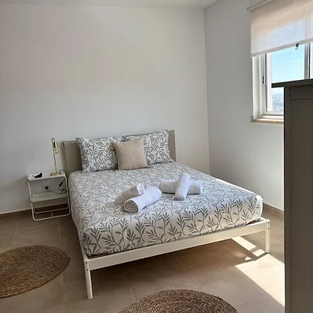 Colina Azul Vue Exceptionnelle アパート セトゥーバル