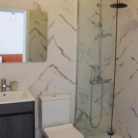 アパート Colina Azul Vue Exceptionnelle セトゥーバル